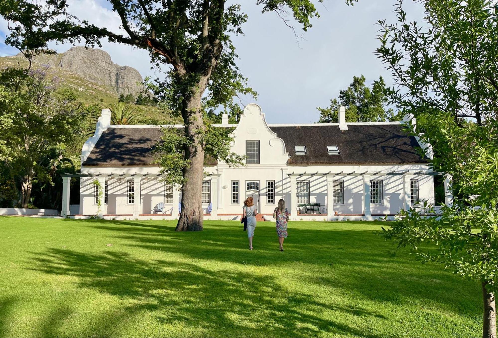 Mont Angelis Aparthotel Stellenbosch Bagian luar foto