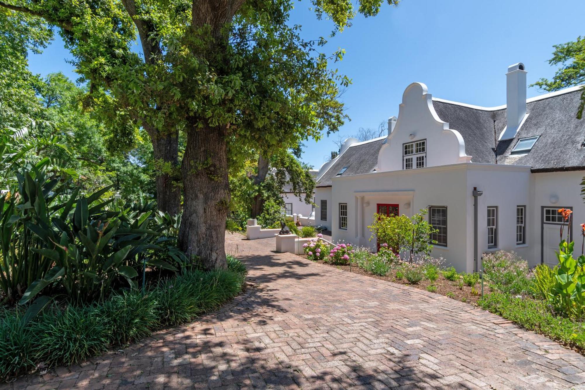 Mont Angelis Aparthotel Stellenbosch Bagian luar foto