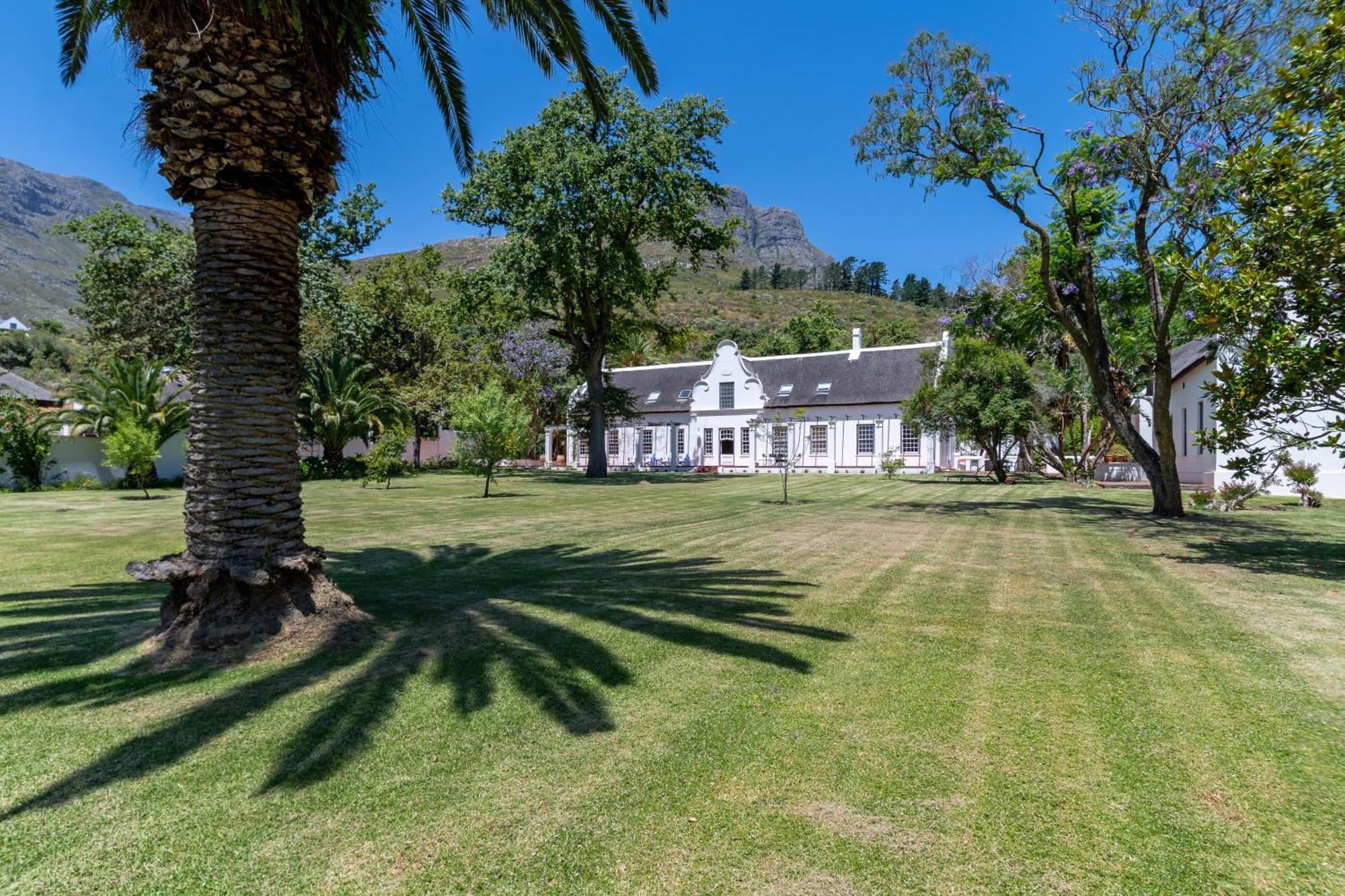 Mont Angelis Aparthotel Stellenbosch Bagian luar foto