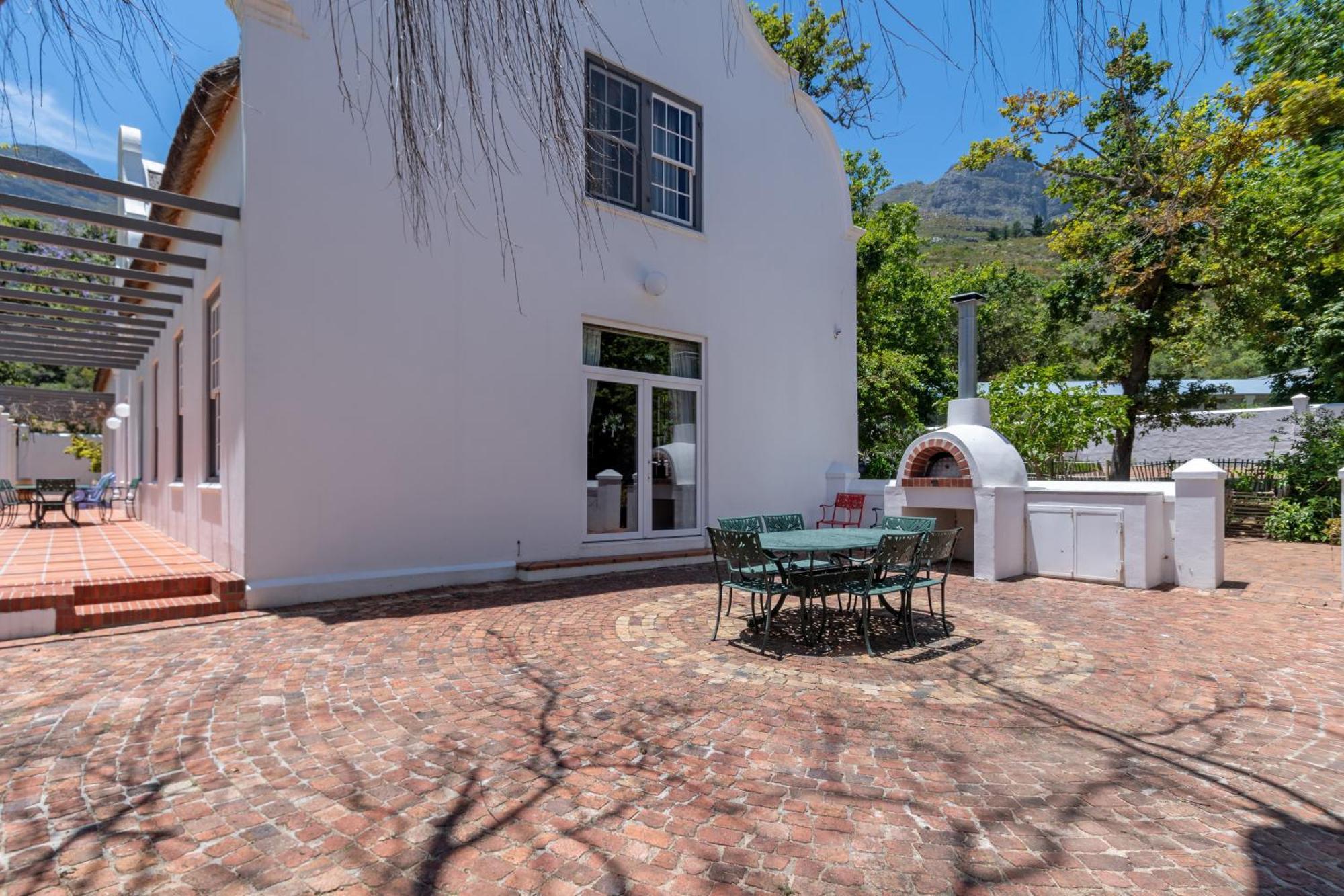 Mont Angelis Aparthotel Stellenbosch Bagian luar foto