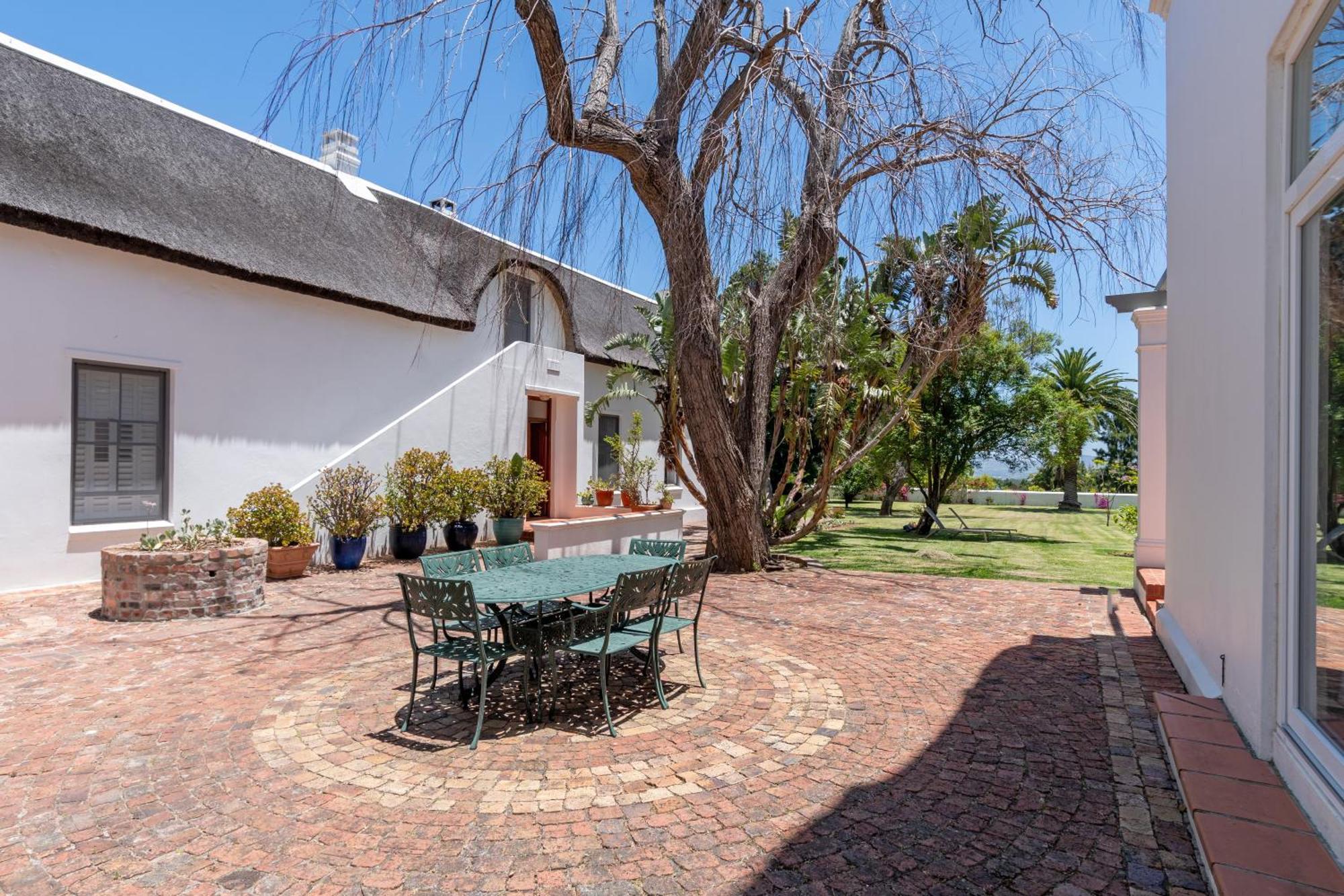 Mont Angelis Aparthotel Stellenbosch Bagian luar foto