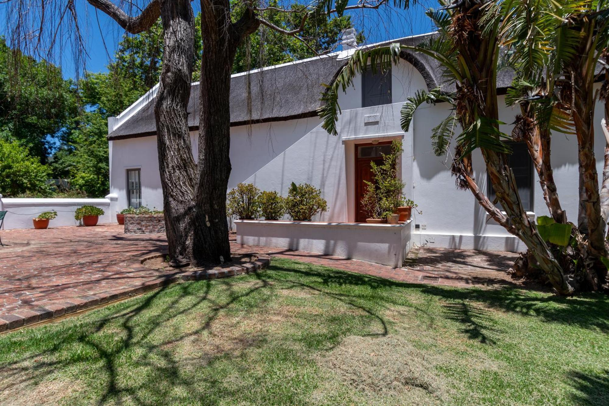 Mont Angelis Aparthotel Stellenbosch Bagian luar foto