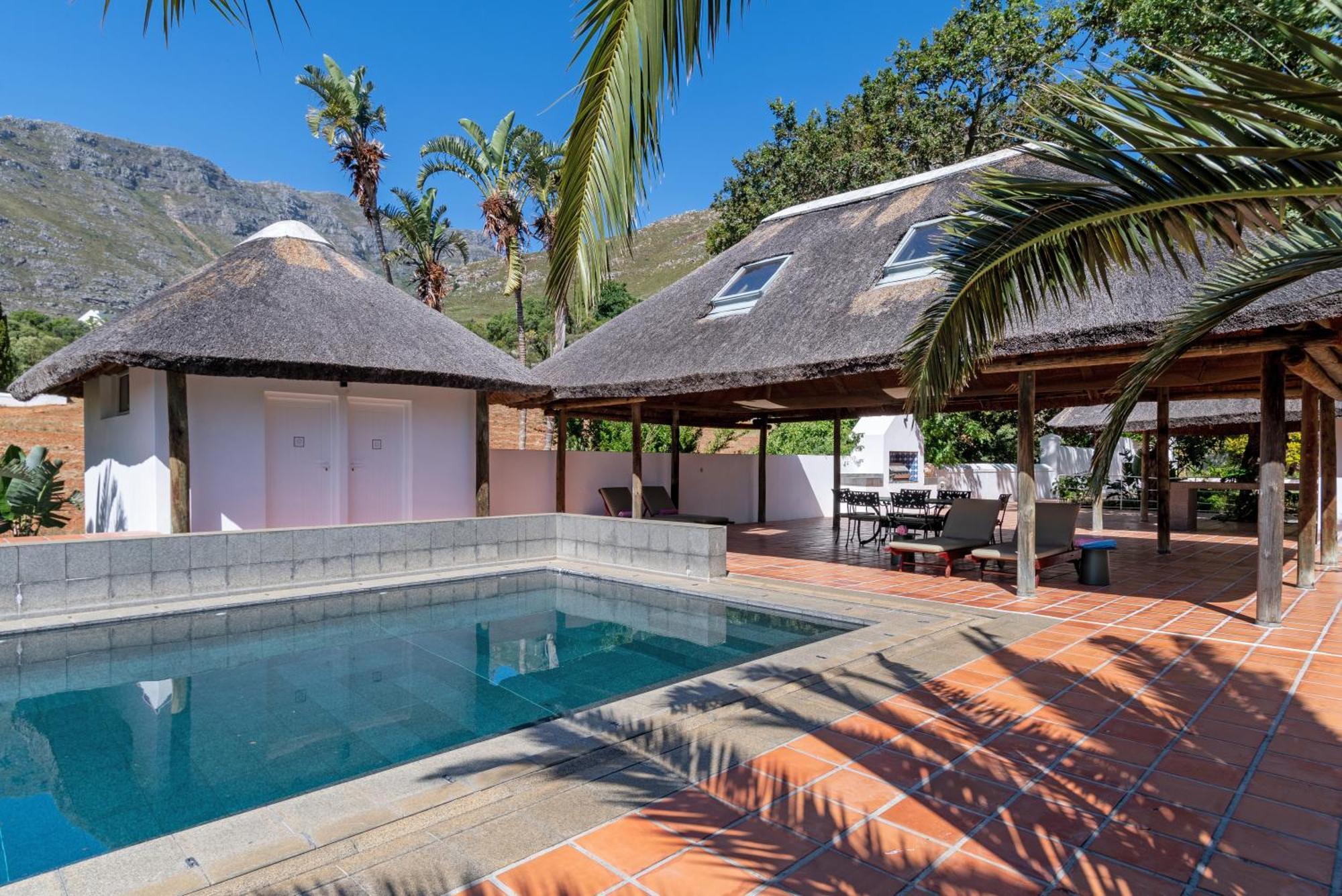 Mont Angelis Aparthotel Stellenbosch Bagian luar foto